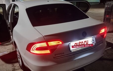 Skoda Superb III рестайлинг, 2013 год, 1 500 000 рублей, 2 фотография