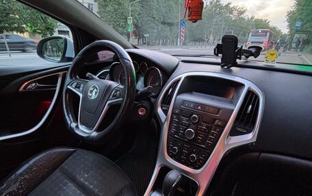 Opel Astra J, 2013 год, 750 000 рублей, 12 фотография