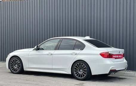 BMW 3 серия, 2012 год, 1 800 000 рублей, 10 фотография