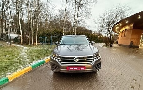 Volkswagen Touareg III, 2018 год, 4 000 000 рублей, 1 фотография