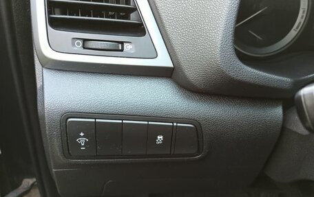 Hyundai Tucson III, 2018 год, 1 750 000 рублей, 25 фотография