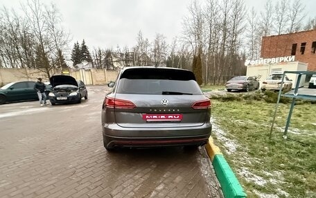 Volkswagen Touareg III, 2018 год, 4 000 000 рублей, 6 фотография