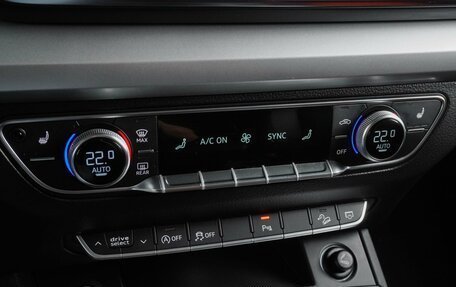 Audi Q5, 2017 год, 2 990 000 рублей, 21 фотография