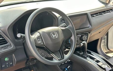 Honda Vezel, 2022 год, 1 332 003 рублей, 10 фотография