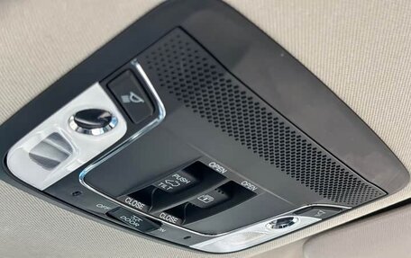 Honda Vezel, 2022 год, 1 332 003 рублей, 17 фотография