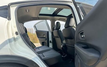 Honda Vezel, 2022 год, 1 332 003 рублей, 20 фотография