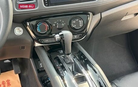 Honda Vezel, 2022 год, 1 332 003 рублей, 18 фотография