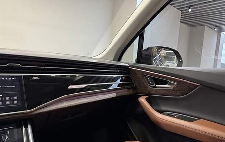 Audi Q7, 2024 год, 8 858 000 рублей, 14 фотография