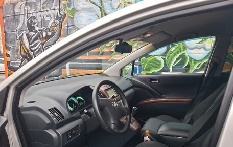 Toyota Corolla Verso I, 2008 год, 750 000 рублей, 14 фотография