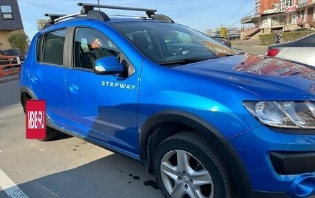 Renault Sandero II рестайлинг, 2018 год, 810 000 рублей, 2 фотография