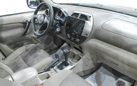 Toyota RAV4, 2001 год, 749 000 рублей, 9 фотография