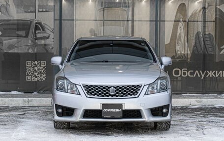 Toyota Crown, 2010 год, 1 999 000 рублей, 3 фотография