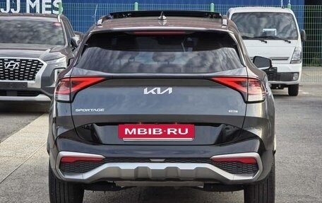 KIA Sportage IV рестайлинг, 2021 год, 2 450 000 рублей, 2 фотография