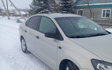 Volkswagen Polo VI (EU Market), 2011 год, 610 000 рублей, 3 фотография