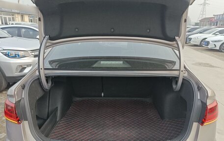 Volkswagen Bora, 2022 год, 1 800 000 рублей, 15 фотография