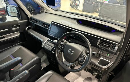 Honda Stepwgn IV, 2019 год, 2 429 000 рублей, 11 фотография