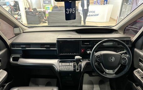 Honda Stepwgn IV, 2019 год, 2 429 000 рублей, 16 фотография