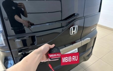 Honda Stepwgn IV, 2019 год, 2 429 000 рублей, 25 фотография