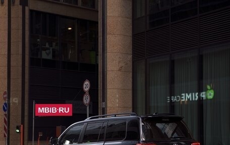 Toyota Land Cruiser 200, 2016 год, 5 675 000 рублей, 2 фотография