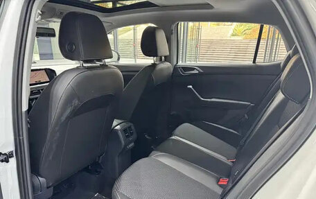 Volkswagen T-Cross I, 2021 год, 1 700 000 рублей, 10 фотография