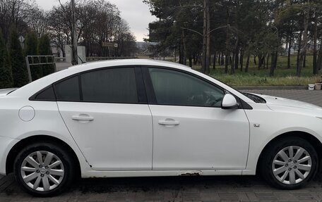 Chevrolet Cruze II, 2011 год, 570 000 рублей, 6 фотография