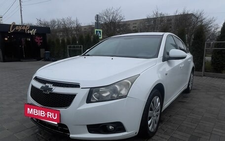 Chevrolet Cruze II, 2011 год, 570 000 рублей, 2 фотография
