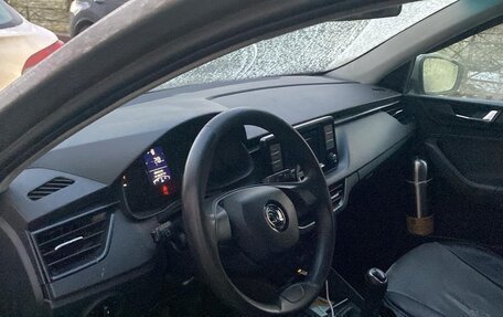 Skoda Rapid II, 2020 год, 700 000 рублей, 4 фотография