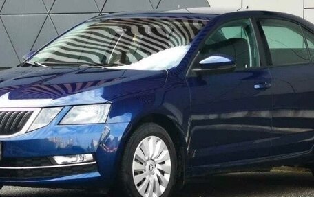 Skoda Octavia, 2018 год, 2 000 000 рублей, 3 фотография