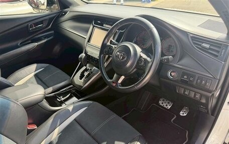 Toyota Harrier, 2020 год, 2 579 000 рублей, 9 фотография