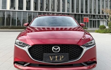 Mazda 3, 2022 год, 1 800 000 рублей, 2 фотография