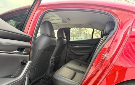 Mazda 3, 2022 год, 1 800 000 рублей, 7 фотография