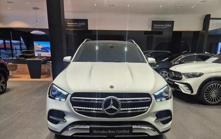 Mercedes-Benz GLE, 2024 год, 9 100 000 рублей, 2 фотография