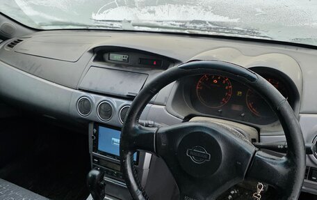 Nissan Avenir II, 2000 год, 180 000 рублей, 10 фотография