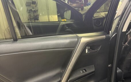 Toyota RAV4, 2013 год, 1 880 000 рублей, 10 фотография