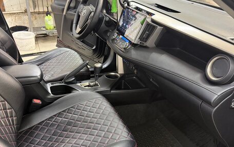 Toyota RAV4, 2013 год, 1 880 000 рублей, 14 фотография