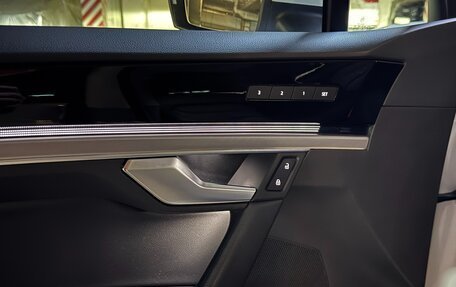 Volkswagen Touareg III, 2019 год, 4 870 000 рублей, 14 фотография