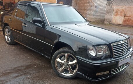 Mercedes-Benz E-Класс, 1993 год, 200 000 рублей, 3 фотография