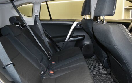 Toyota RAV4, 2016 год, 2 149 000 рублей, 12 фотография