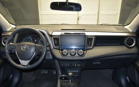 Toyota RAV4, 2016 год, 2 149 000 рублей, 13 фотография