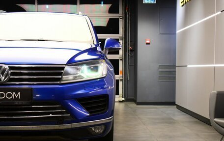 Volkswagen Touareg III, 2014 год, 2 199 000 рублей, 2 фотография