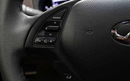 Infiniti QX50 I рестайлинг, 2016 год, 2 199 000 рублей, 16 фотография