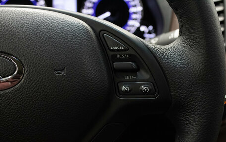 Infiniti QX50 I рестайлинг, 2016 год, 2 199 000 рублей, 17 фотография