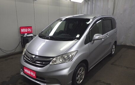 Honda Freed I, 2013 год, 925 000 рублей, 1 фотография