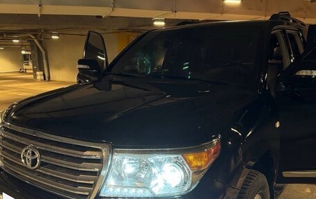 Toyota Land Cruiser 200, 2008 год, 3 300 000 рублей, 2 фотография