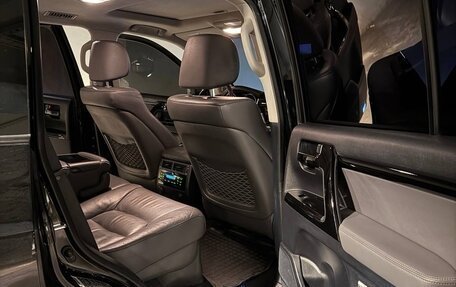 Toyota Land Cruiser 200, 2008 год, 3 300 000 рублей, 10 фотография