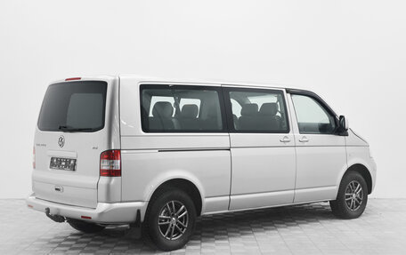 Volkswagen Caravelle T5, 2007 год, 1 120 000 рублей, 2 фотография