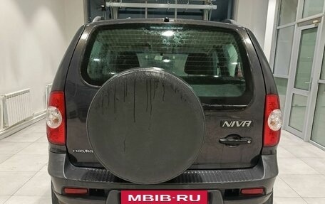 Chevrolet Niva I рестайлинг, 2017 год, 685 000 рублей, 7 фотография