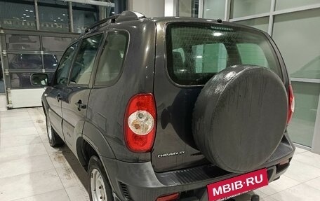 Chevrolet Niva I рестайлинг, 2017 год, 685 000 рублей, 10 фотография