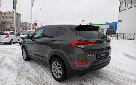 Hyundai Tucson III, 2016 год, 2 195 000 рублей, 8 фотография