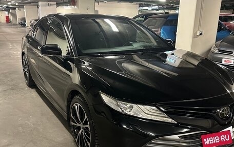 Toyota Camry, 2020 год, 3 500 000 рублей, 4 фотография